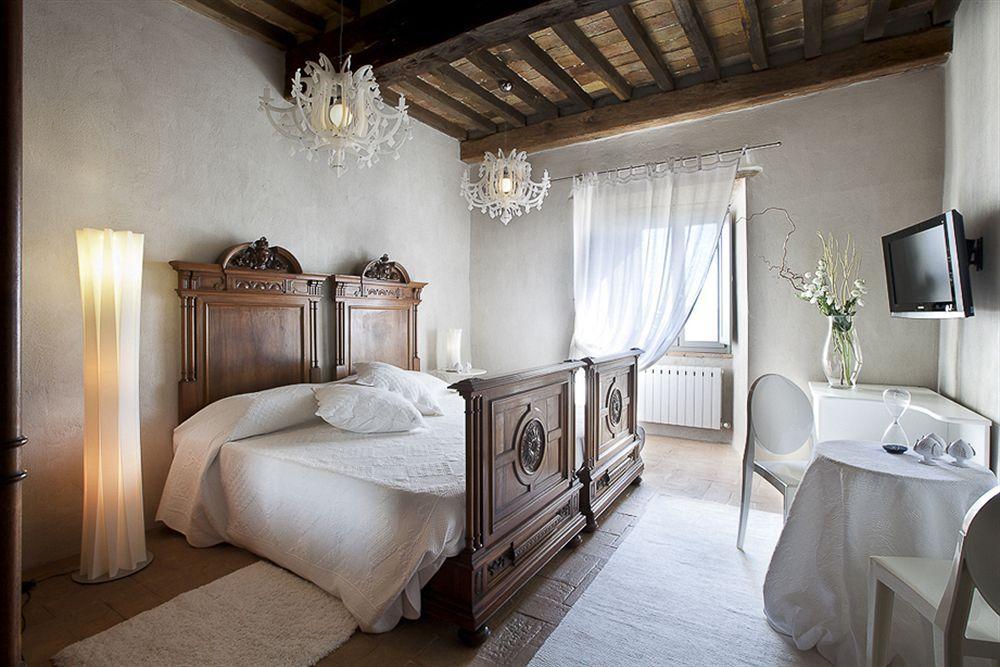 Torre Almonte Aparthotel Todi Kültér fotó