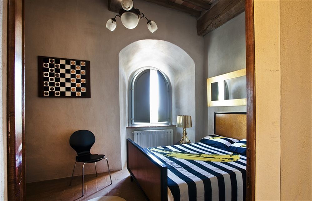 Torre Almonte Aparthotel Todi Kültér fotó