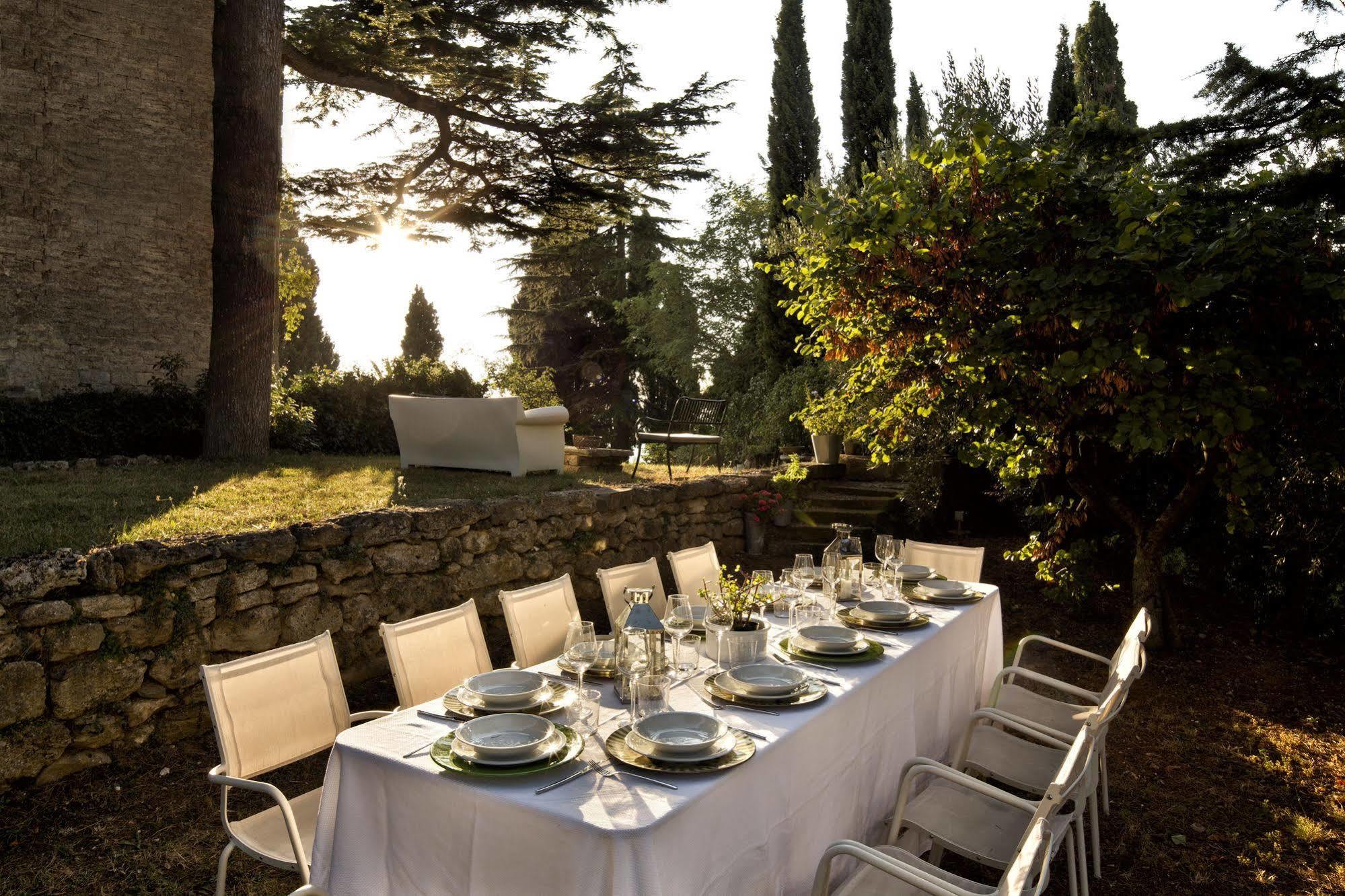 Torre Almonte Aparthotel Todi Kültér fotó