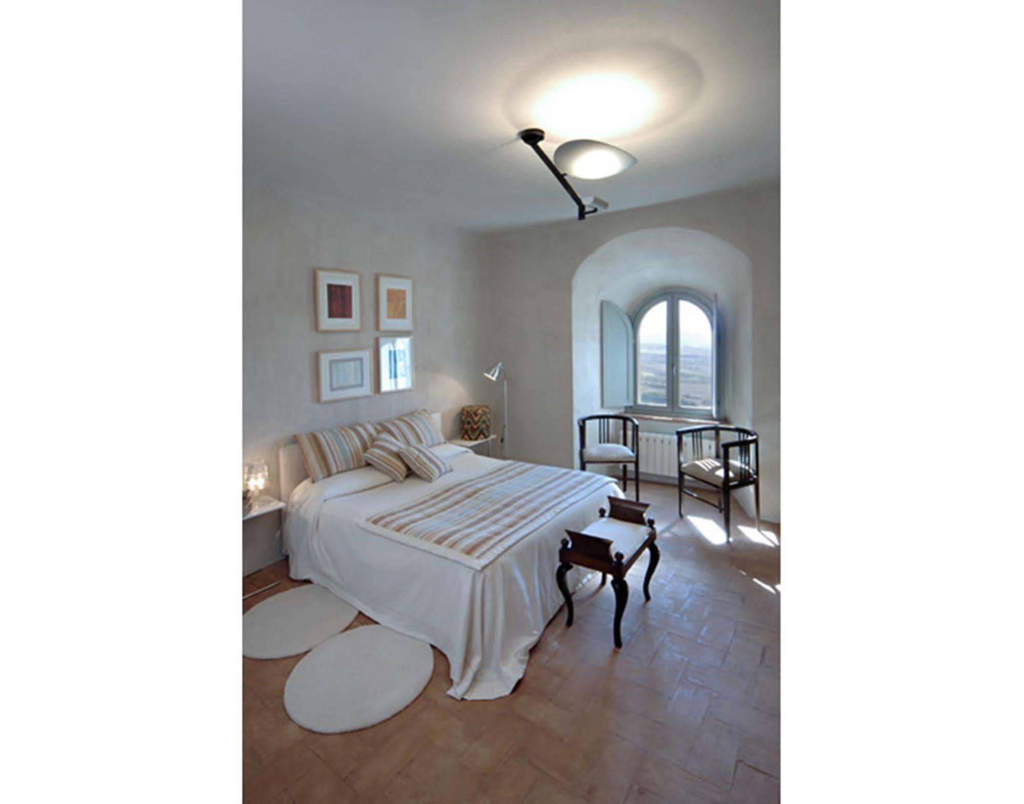 Torre Almonte Aparthotel Todi Kültér fotó